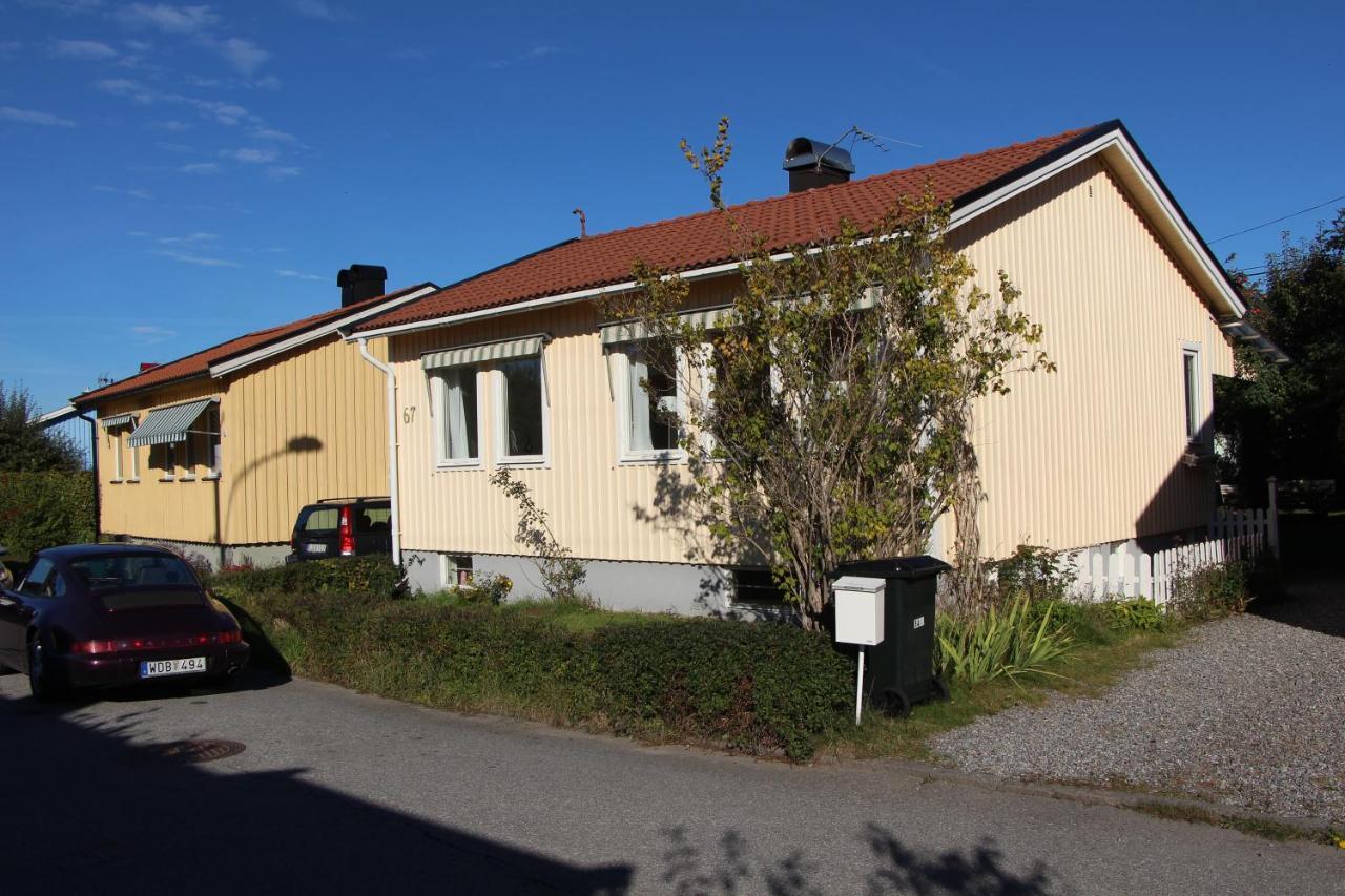 Tallkrogen Romantic House - Upper Or Lower Apartment ストックホルム エクステリア 写真