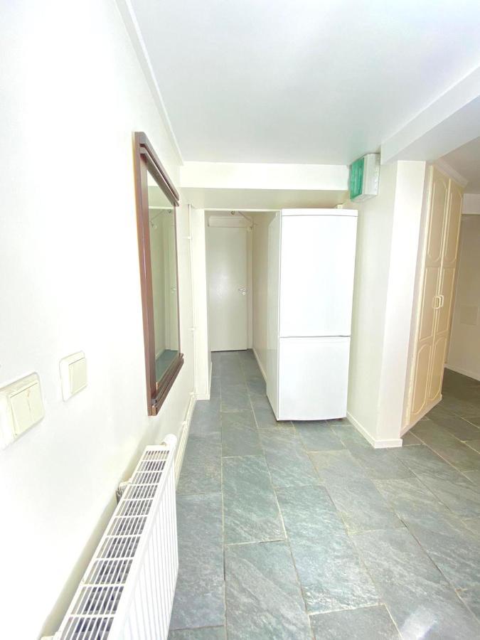 Tallkrogen Romantic House - Upper Or Lower Apartment ストックホルム エクステリア 写真