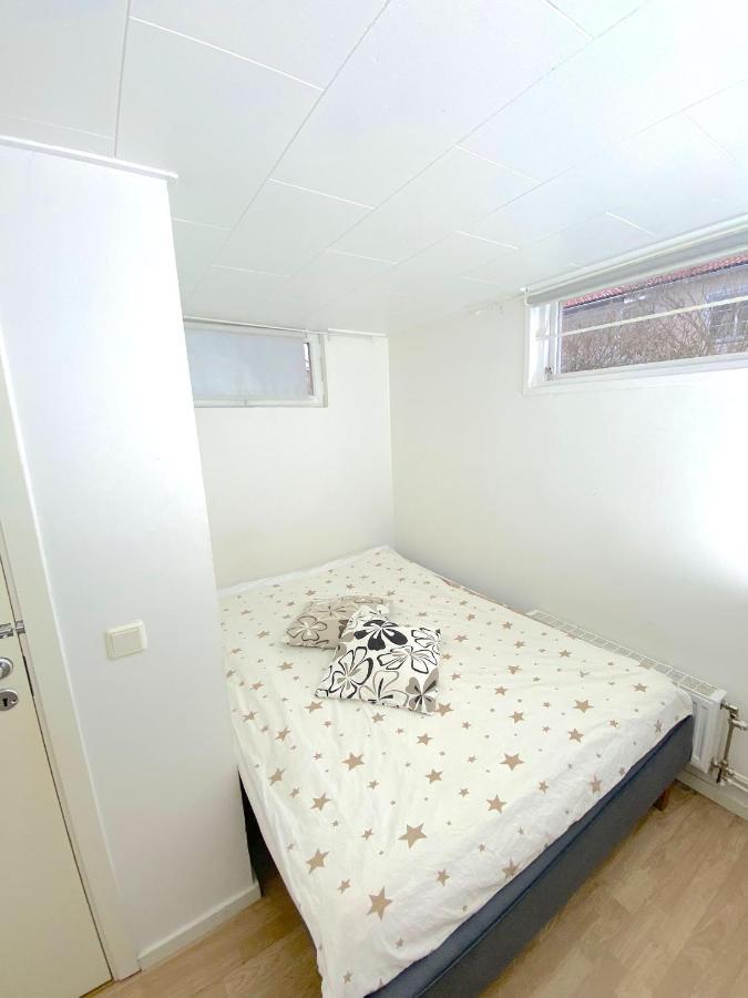 Tallkrogen Romantic House - Upper Or Lower Apartment ストックホルム エクステリア 写真