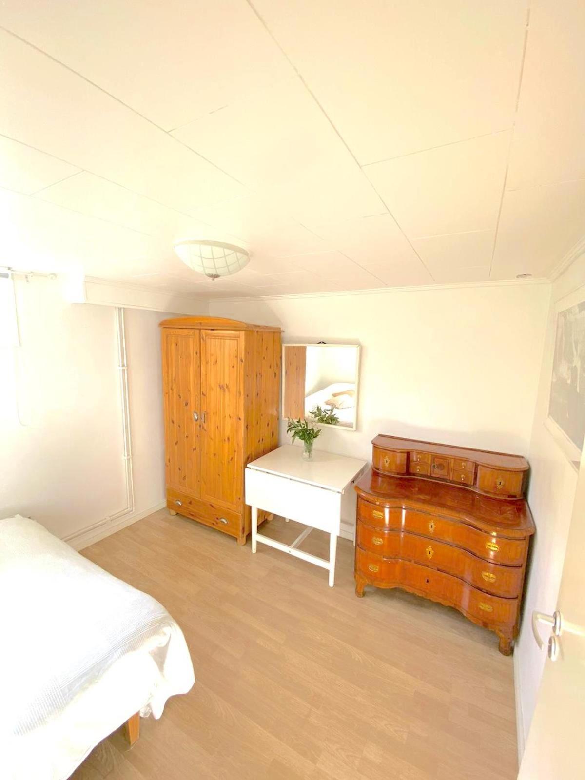 Tallkrogen Romantic House - Upper Or Lower Apartment ストックホルム エクステリア 写真